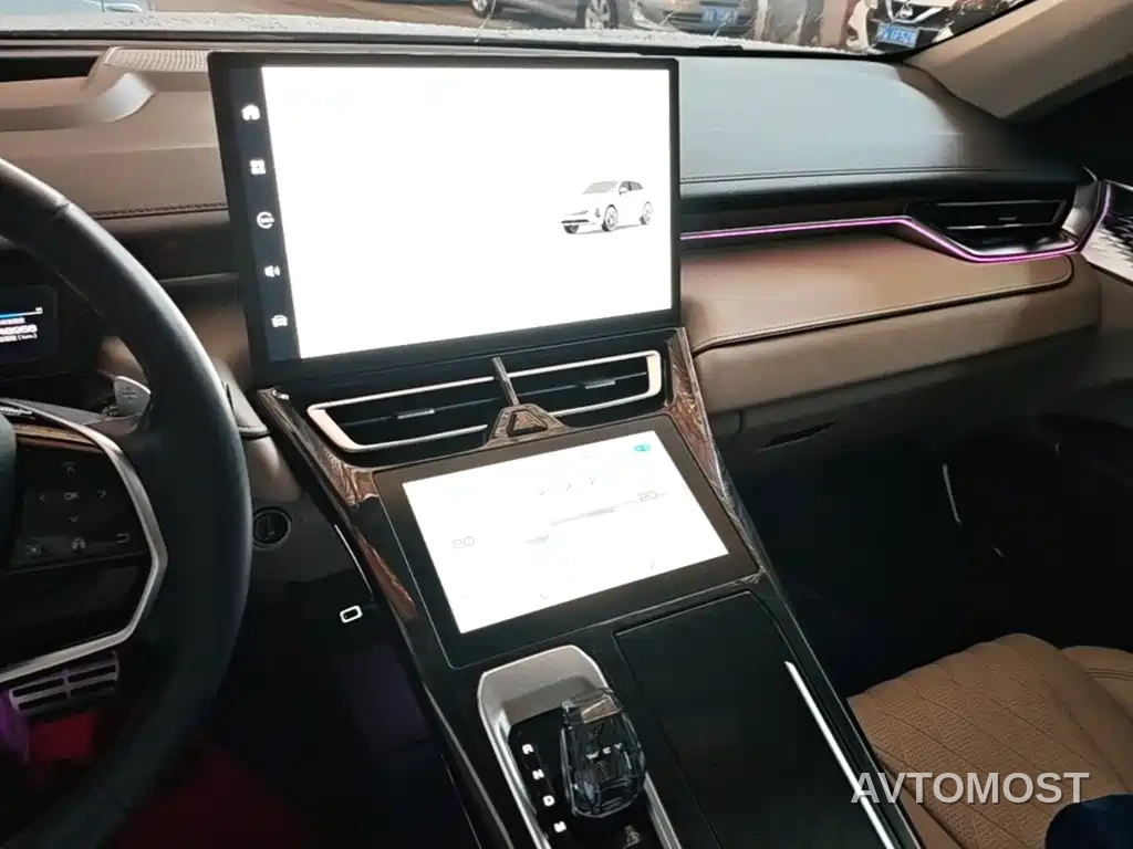 Wey Mocha 2021 2.0T 4WD Premium Edition — фото 10