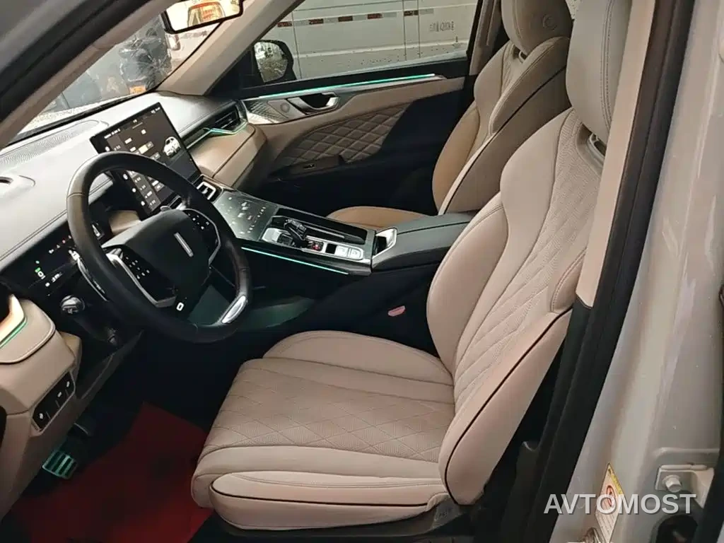 Wey Mocha 2021 2.0T 4WD Premium Edition — фото 12