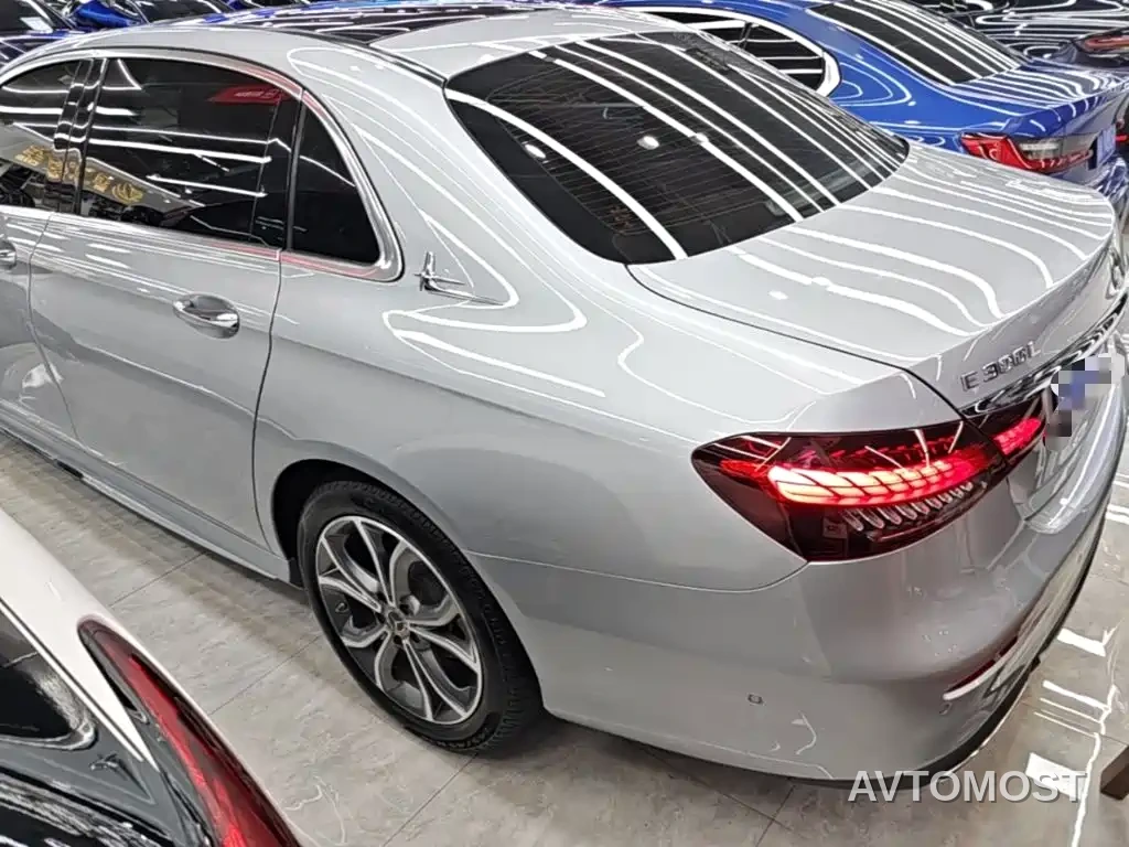 Mercedes-Benz E-Class 2022 Facelift E 300 L Sport Luxury Style — фото 3