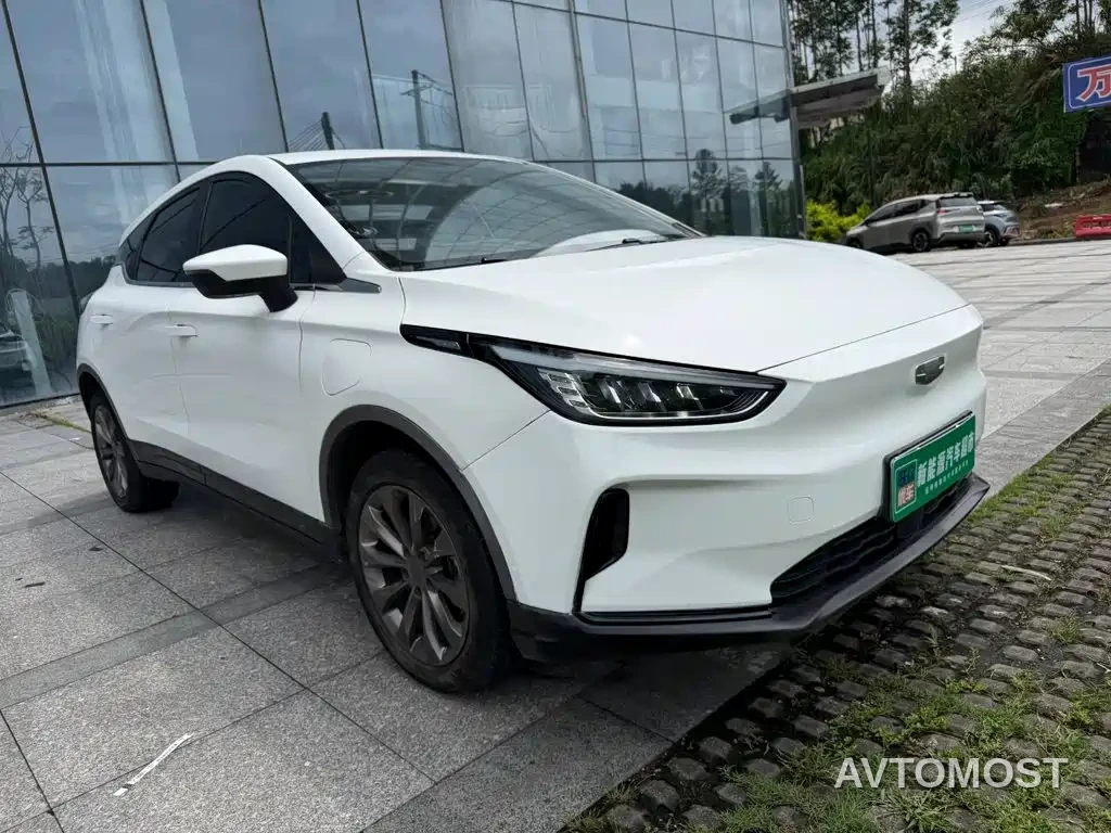 Geely Geometry C 2021 C400 Cube Edition — фото 8