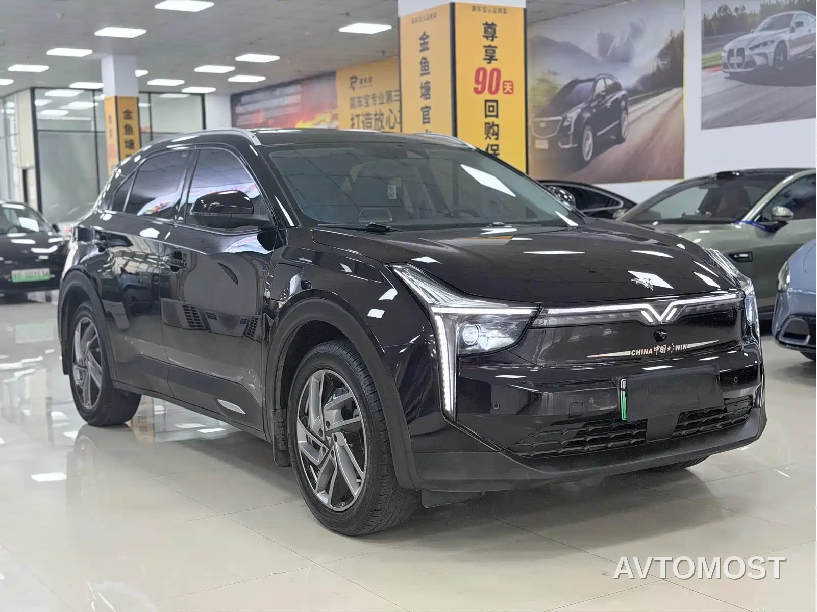 Nezha Auto Neta U 2021 Pro 500 Lunar Edition — фото 3