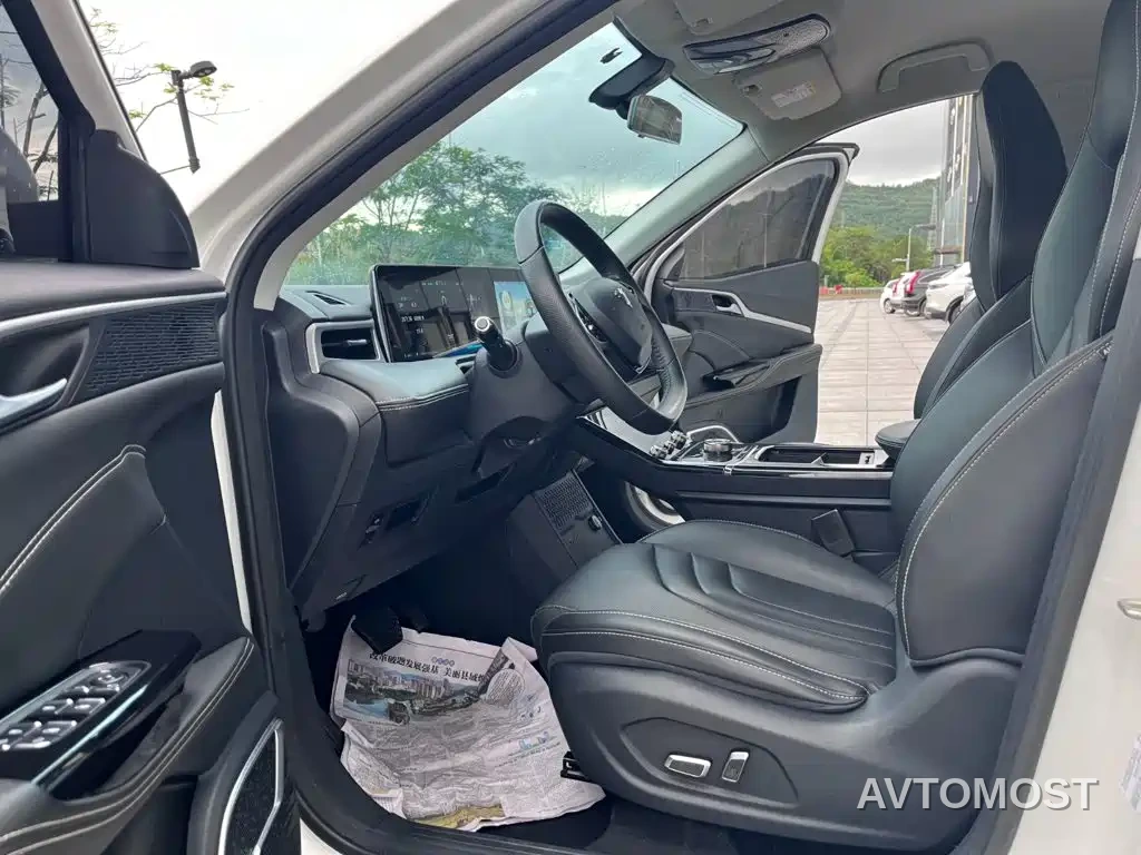 Nezha Auto Neta U 2021 Pro 400 Premium Driving Edition — фото 6