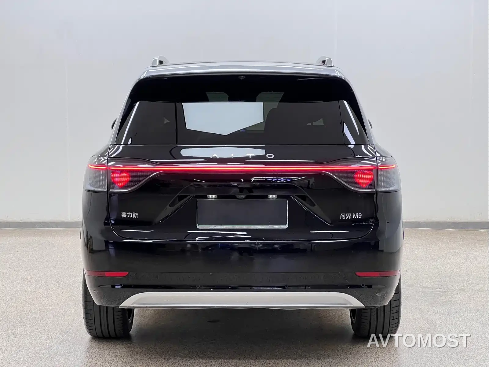 AITO M9 2024 Range Extender Max Edition 42kWh 6-seater — фото 5