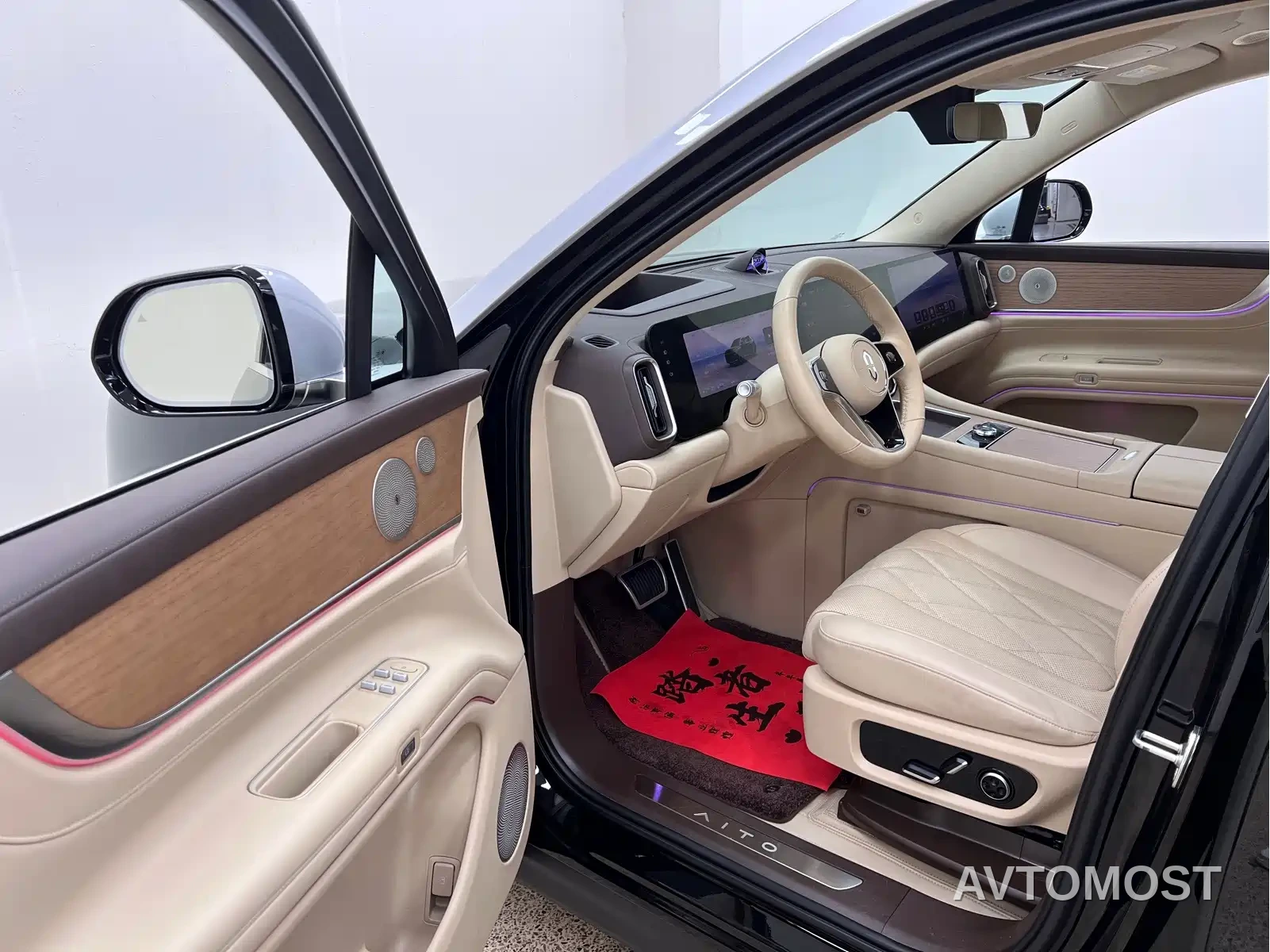 AITO M9 2024 Range Extender Max Edition 42kWh 6-seater — фото 13