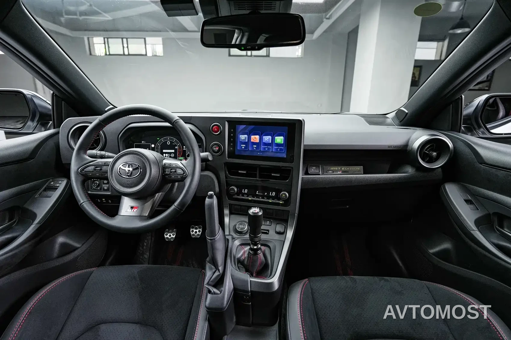 Toyota GR YARIS 2024 GR Evolution Edition — фото 9