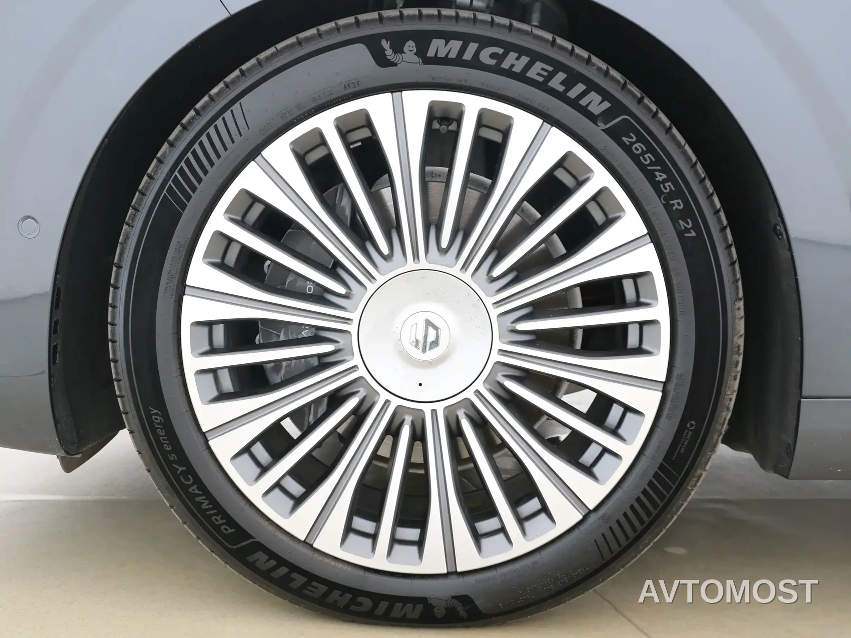 Leapmotor D Series 2026 Model Extended Range 80.3kWh 7-Seater — фото 6