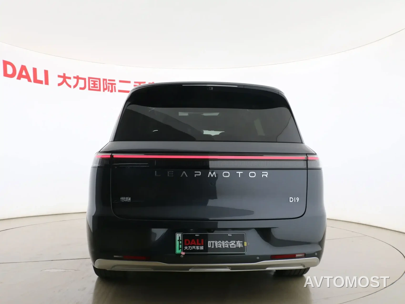 Leapmotor D Series 2026 Model Extended Range 80.3kWh 7-Seater — фото 15