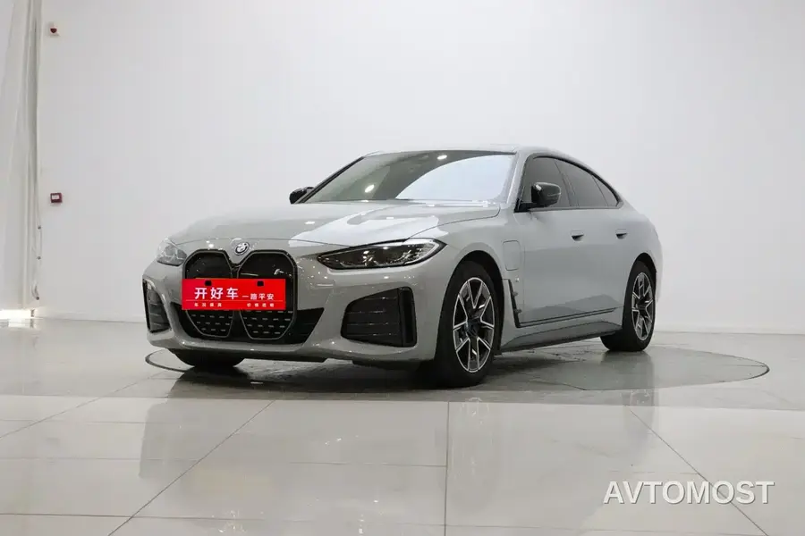 BMW i4 2022 eDrive40