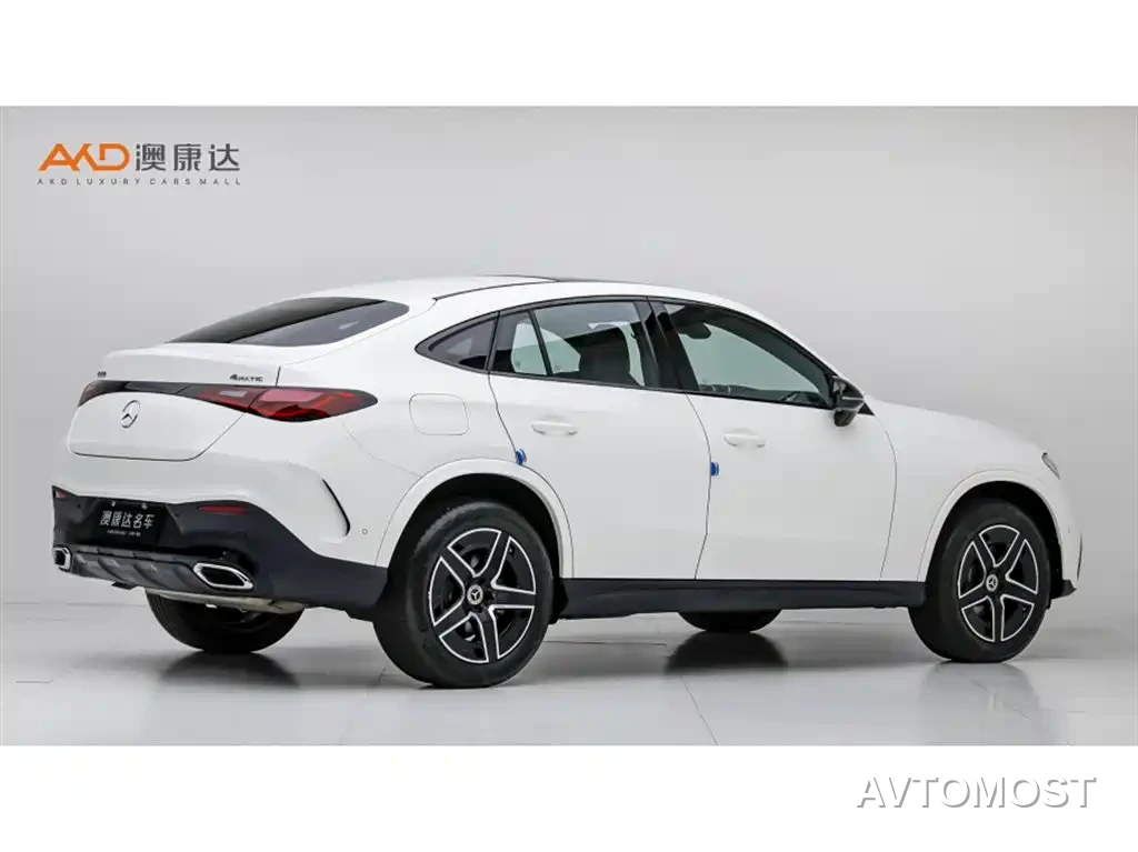 Mercedes-Benz GLC Coupe 2024 GLC 260 4MATIC Coupe SUV — фото 3
