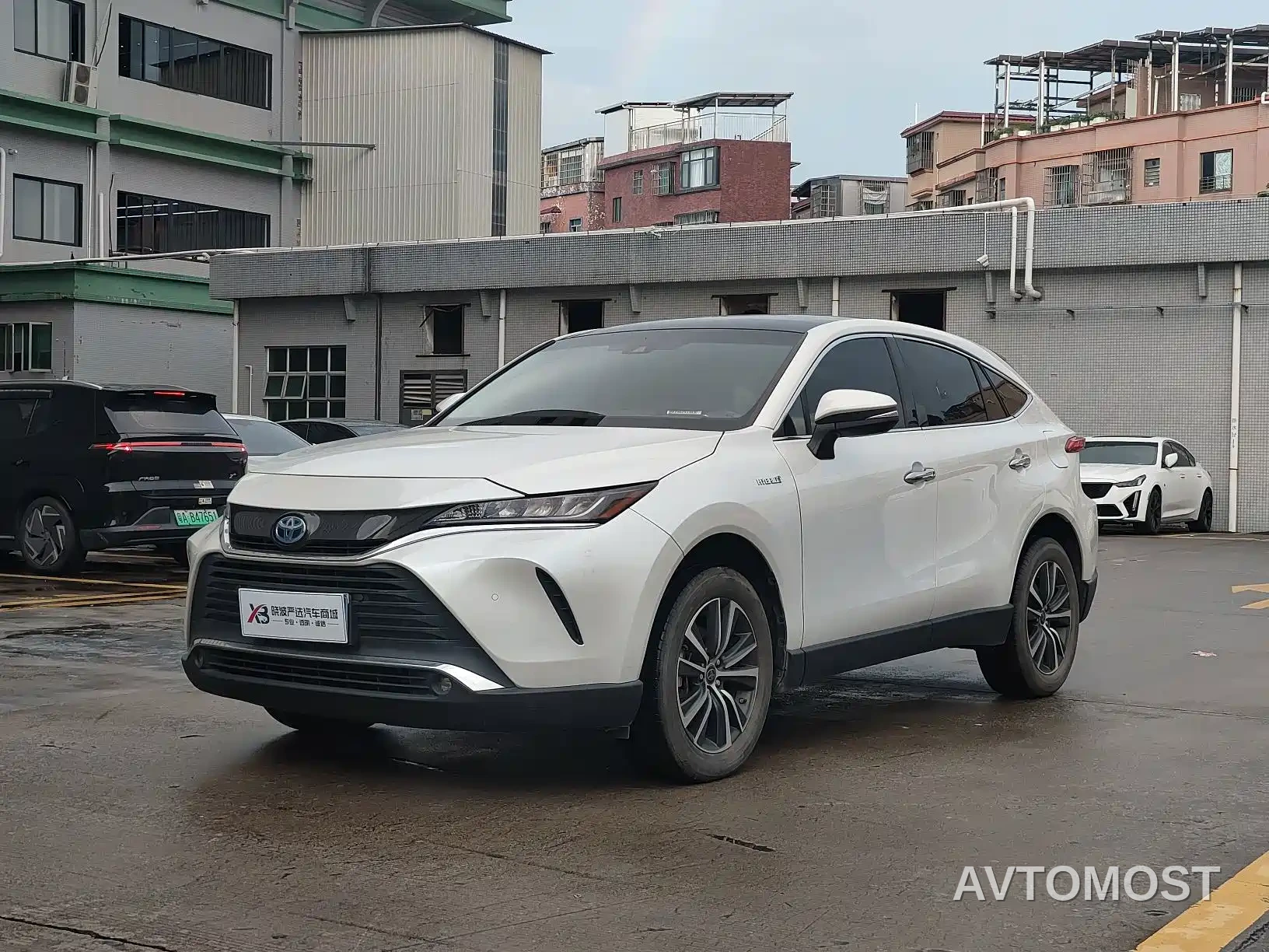 Toyota Lingfang HARRIER 2023 Hybrid 2.5L CVT 2WD Luxury Edition — фото 1