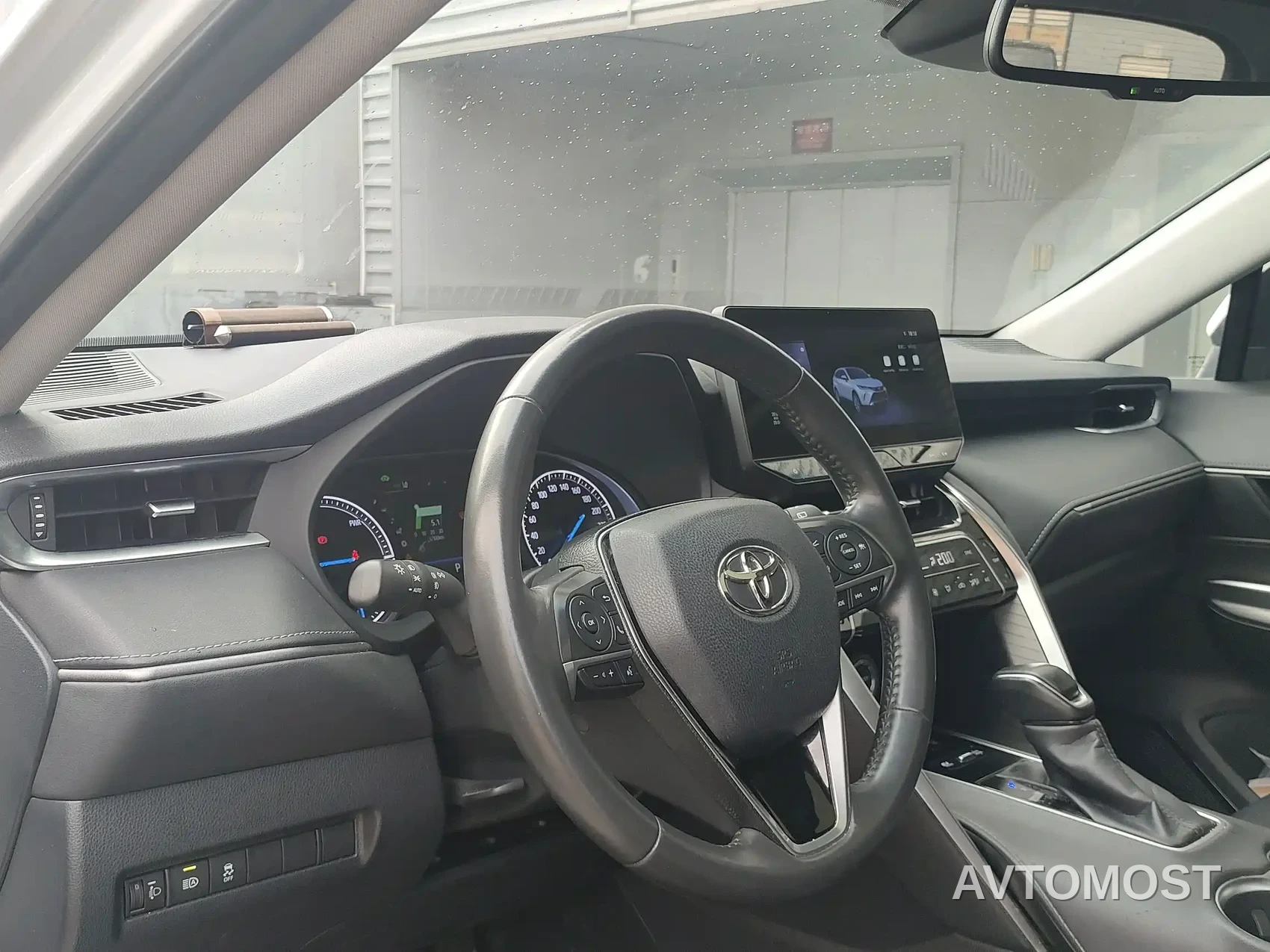 Toyota Lingfang HARRIER 2023 Hybrid 2.5L CVT 2WD Luxury Edition — фото 8