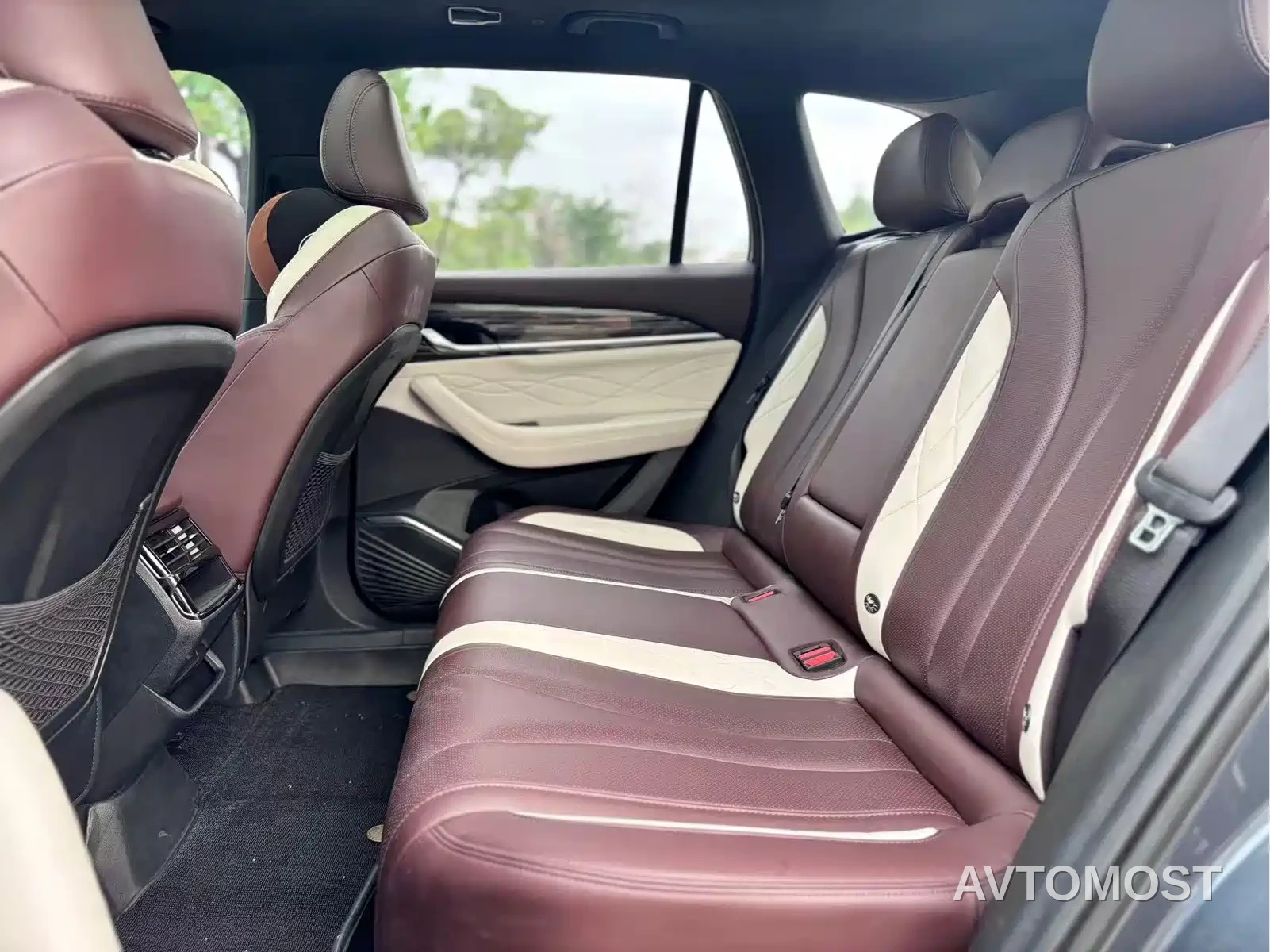 Geely Xingyue L 2021 2.0TD DCT EVO FWD Premium — фото 12