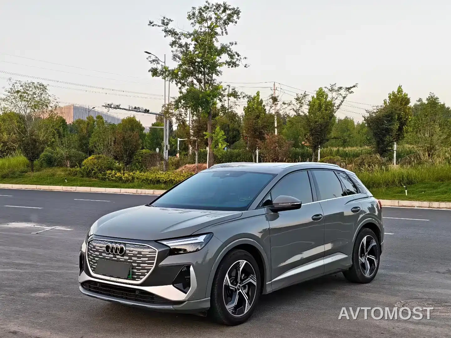 Audi Q4 e-tron 2024 40 e-tron Creation Night Edition — фото 1