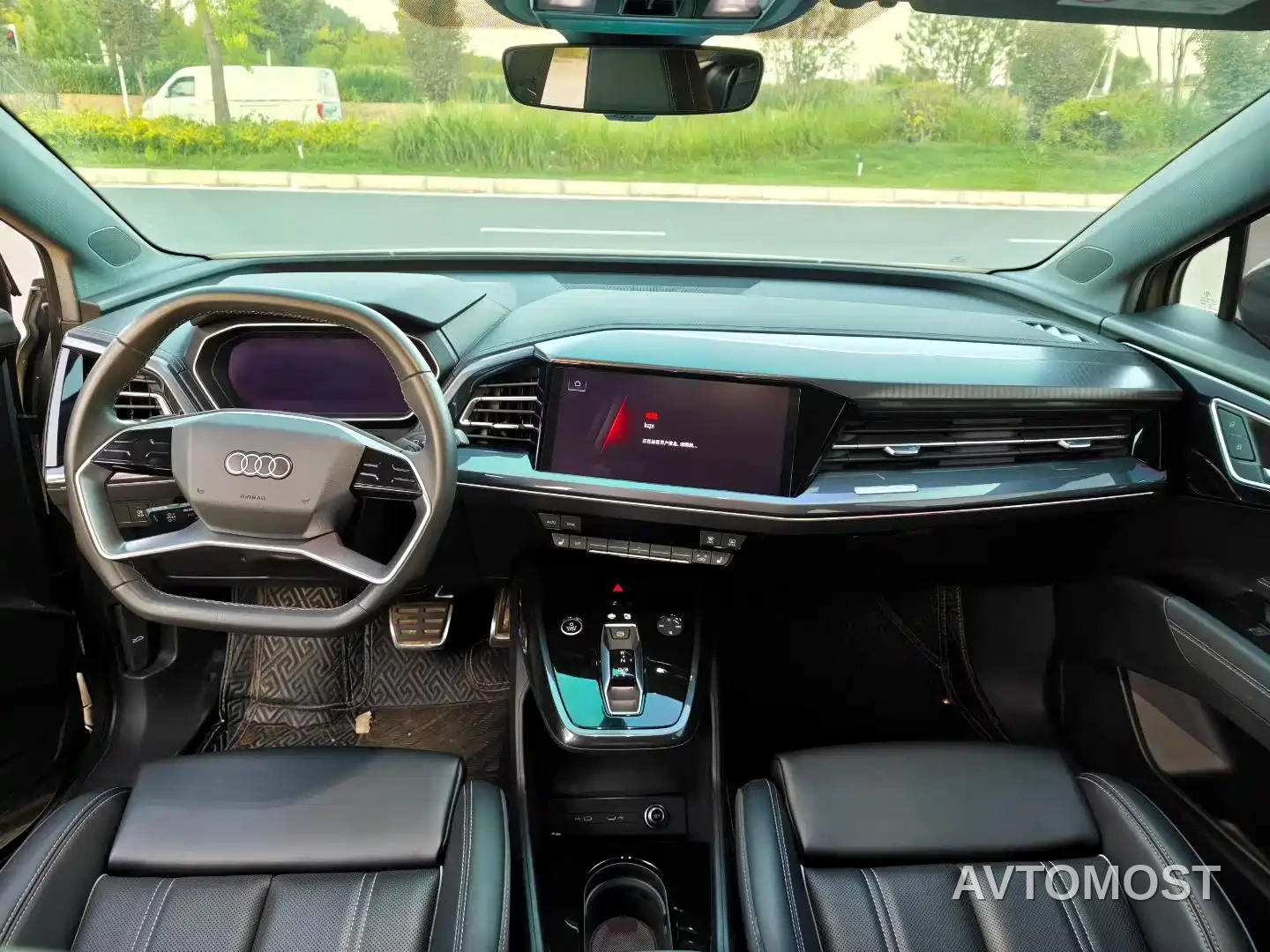 Audi Q4 e-tron 2024 40 e-tron Creation Night Edition — фото 4