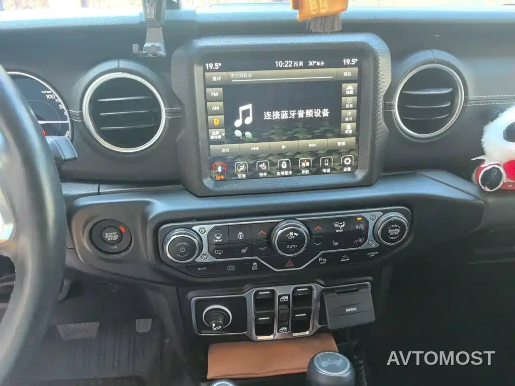 Jeep Wrangler 4xe 2021 4-Door 2.0T 4xe Sahara — фото 14