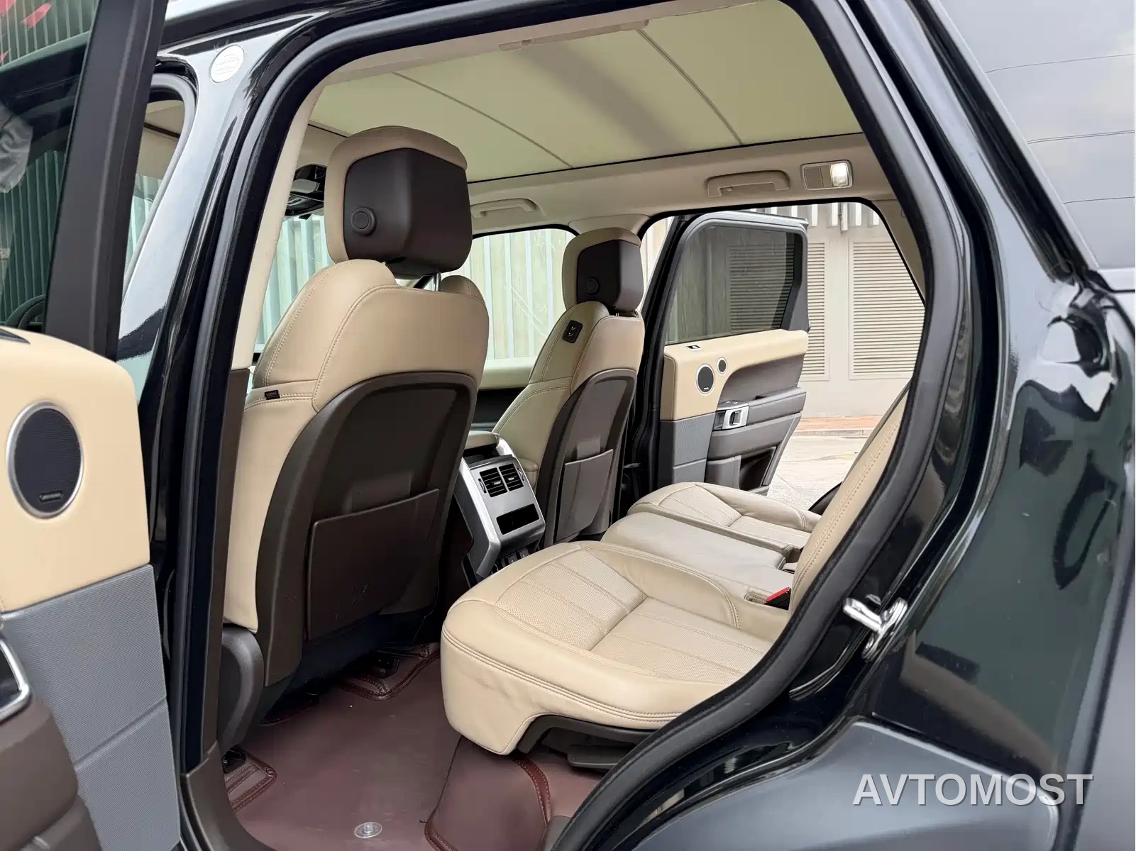 Land Rover Range Rover Sport PHEV 2022 P400e SE — фото 5