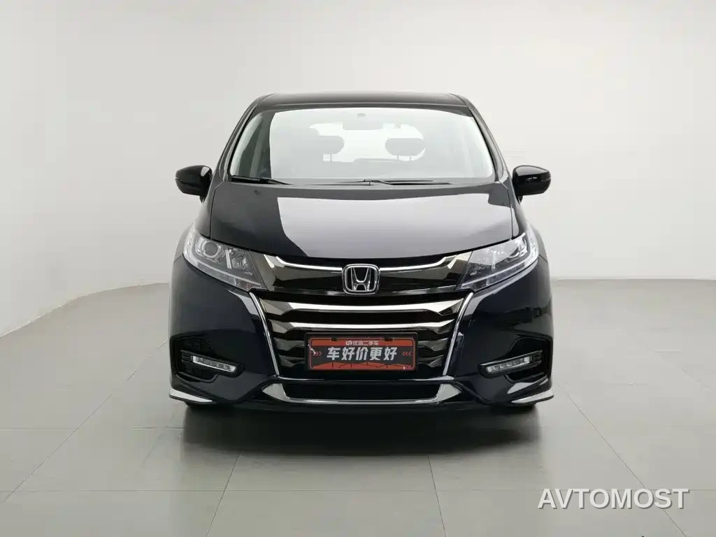Honda Odyssey 2021 2.0L Sharp Comfort Edition — фото 2