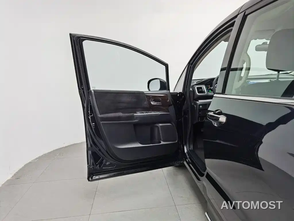 Honda Odyssey 2021 2.0L Sharp Comfort Edition — фото 6