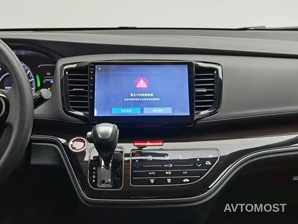 Honda Odyssey 2021 2.0L Sharp Comfort Edition — фото 9