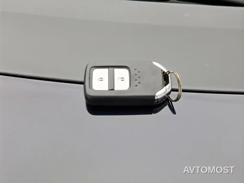 Honda Odyssey 2021 2.0L Sharp Comfort Edition — фото 15
