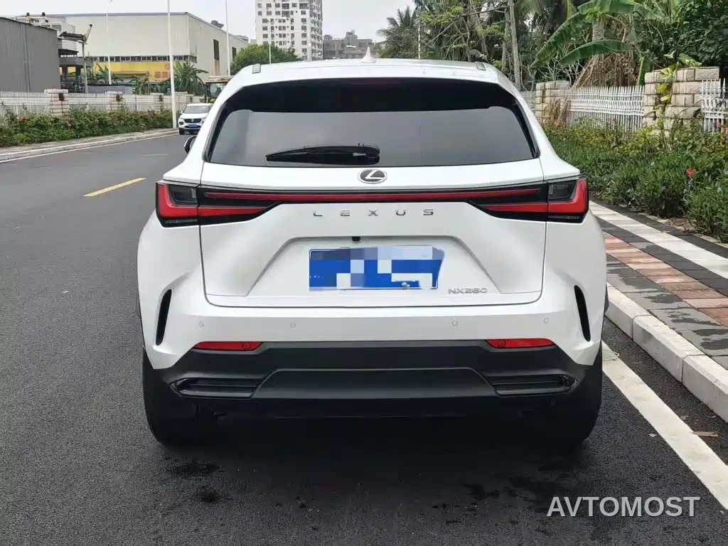 Lexus NX 2022 260 FWD Innovation Edition — фото 8
