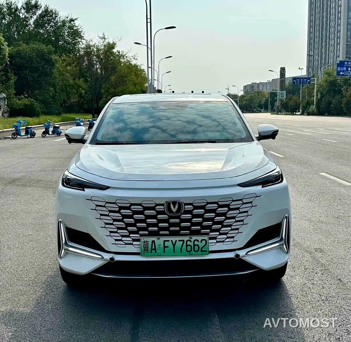 Changan UNI-K iDD 2022 Blue Whale iDD 130km 1.5T Premium — фото 2