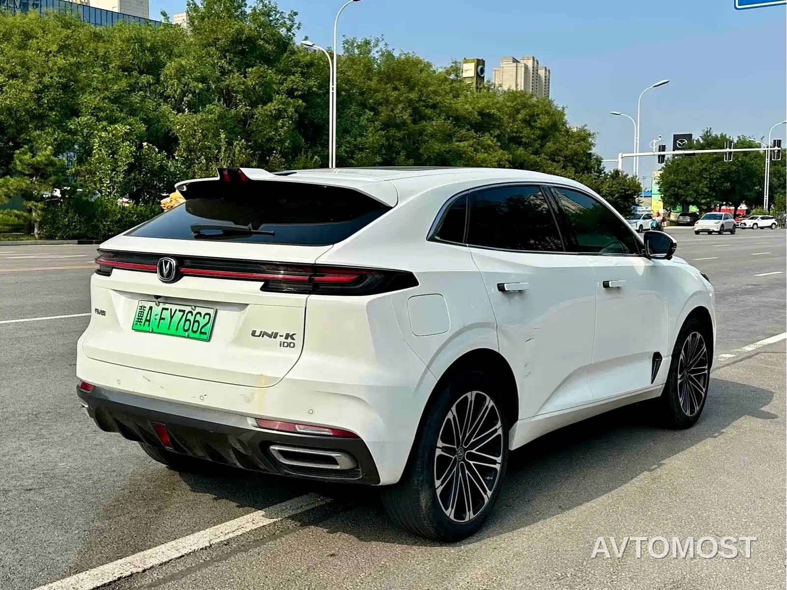 Changan UNI-K iDD 2022 Blue Whale iDD 130km 1.5T Premium — фото 6
