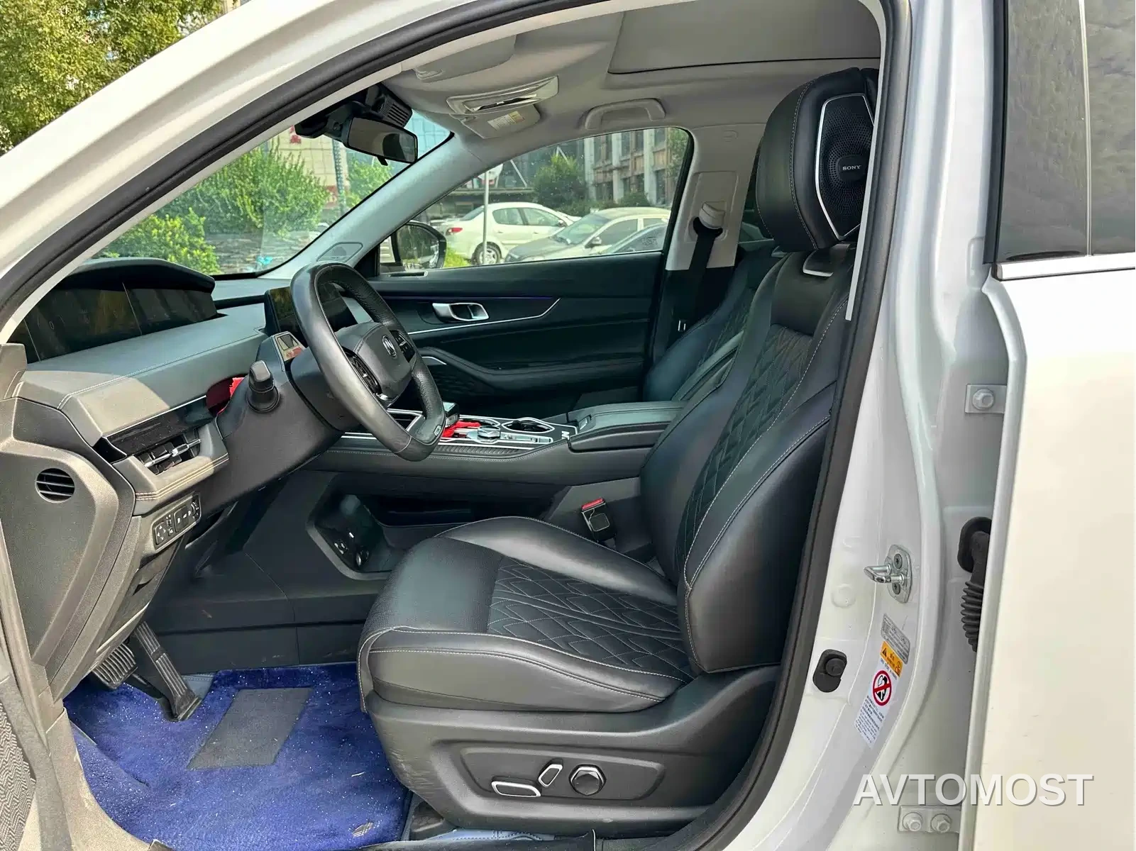 Changan UNI-K iDD 2022 Blue Whale iDD 130km 1.5T Premium — фото 8