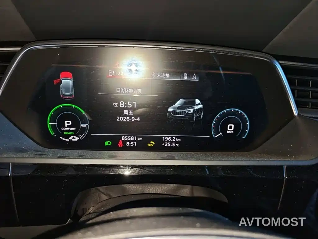 Audi e-tron (Import) 2019 55 quattro Technology — фото 11