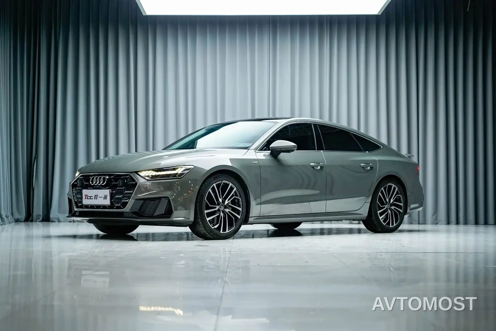 Audi A7 2024 45 TFSI Premium Selection — фото 2