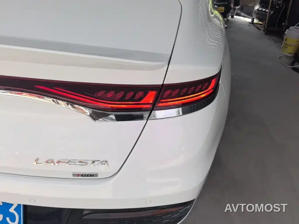 Hyundai Fista 2021 280TGDi DLX Luxury Edition — фото 7