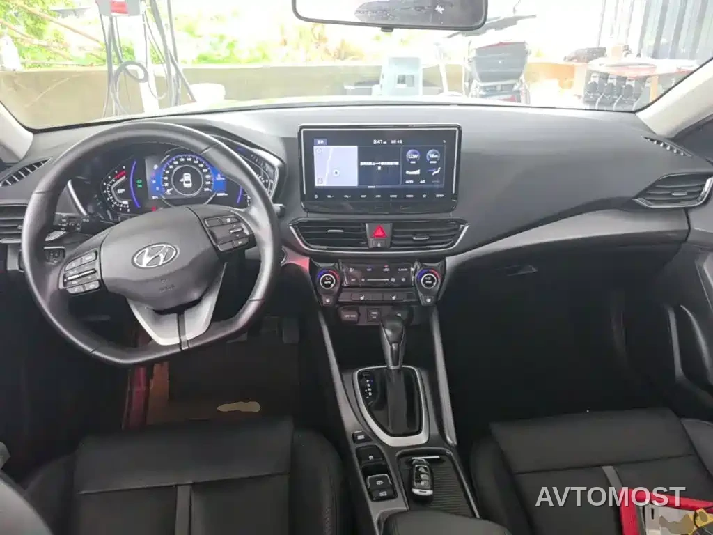 Hyundai Fista 2021 280TGDi DLX Luxury Edition — фото 9