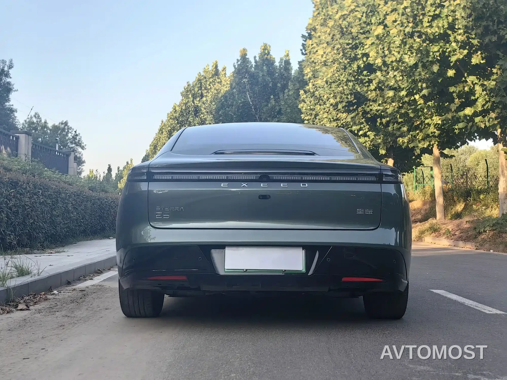Exeed Exlantix ES 2025 Range Extender Pro Highway Assist — фото 6