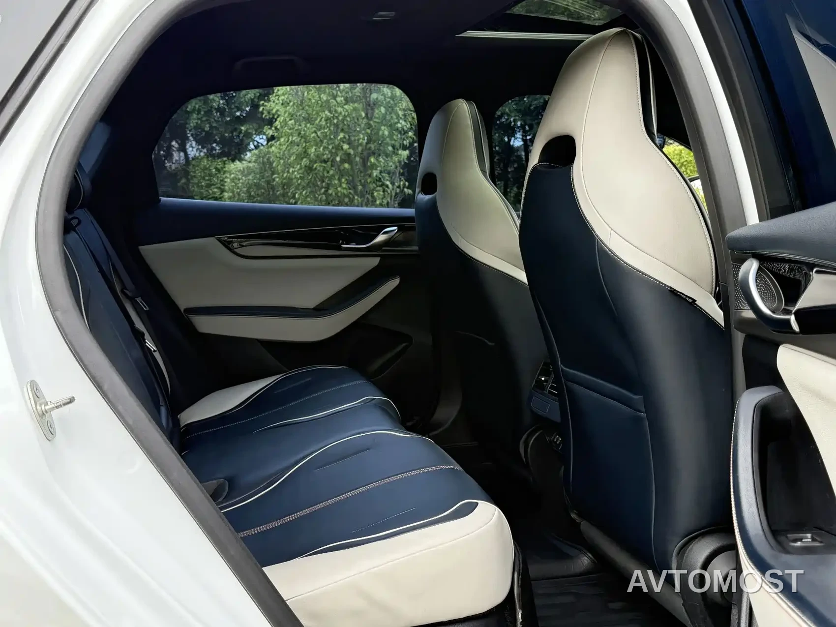 BYD Qin PLUS 2021 DM-i 55KM Flagship — фото 10