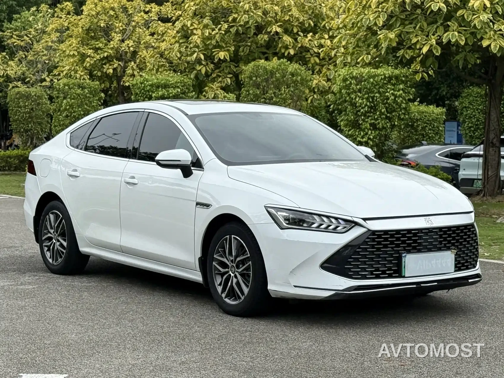 BYD Qin PLUS 2021 DM-i 55KM Flagship — фото 12