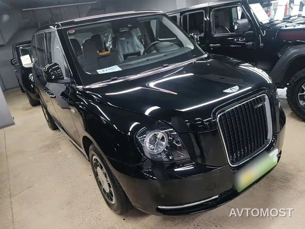 LEVC TX 2023 TX5 Extended Range Travel Edition — фото 4