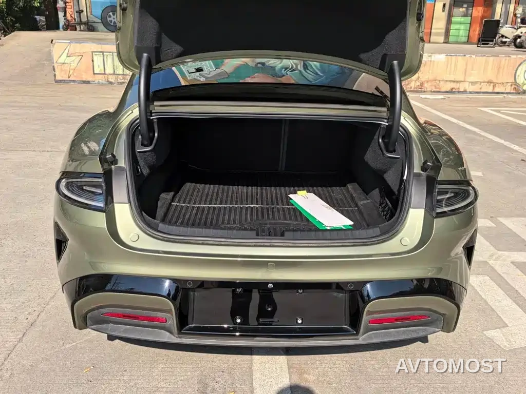 Xiaomi SU7 2024 RWD Long Range Intelligent Driving Edition — фото 18