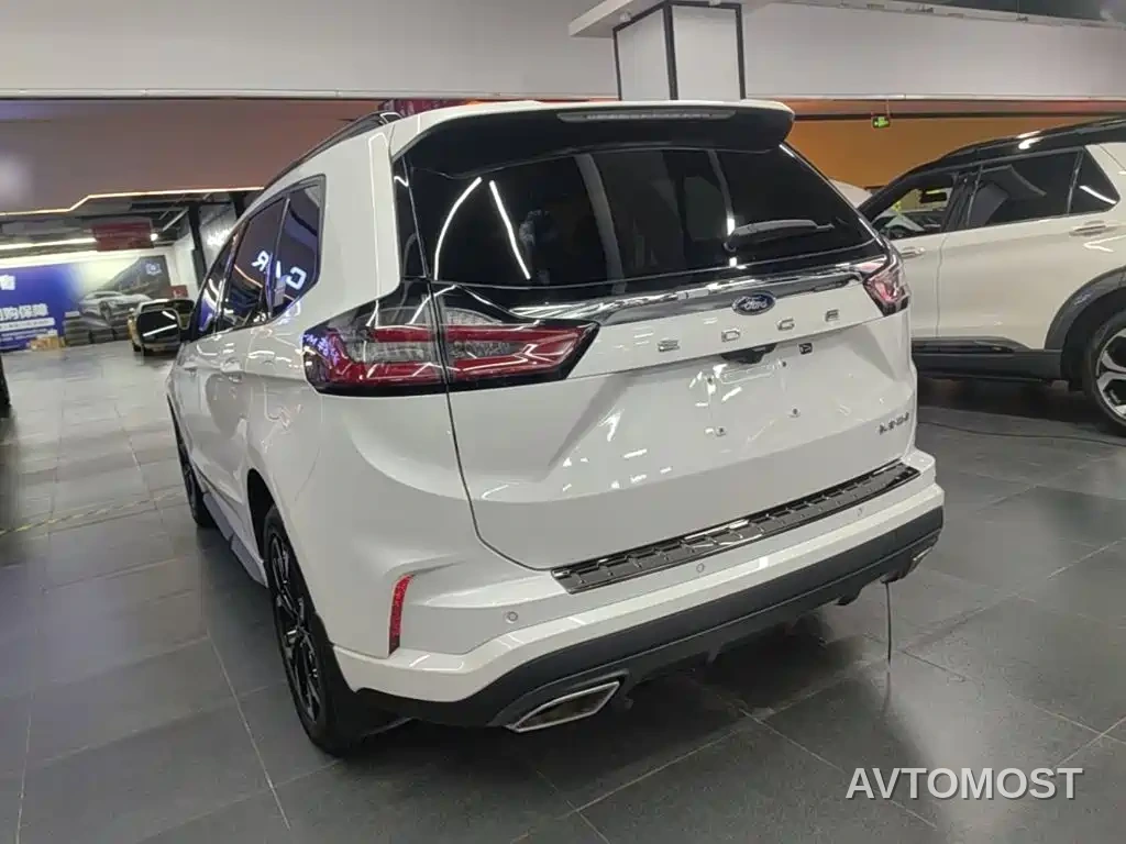 Ford Edge 2021 PLUS EcoBoost 245 AWD ST-Line 7-seater — фото 2