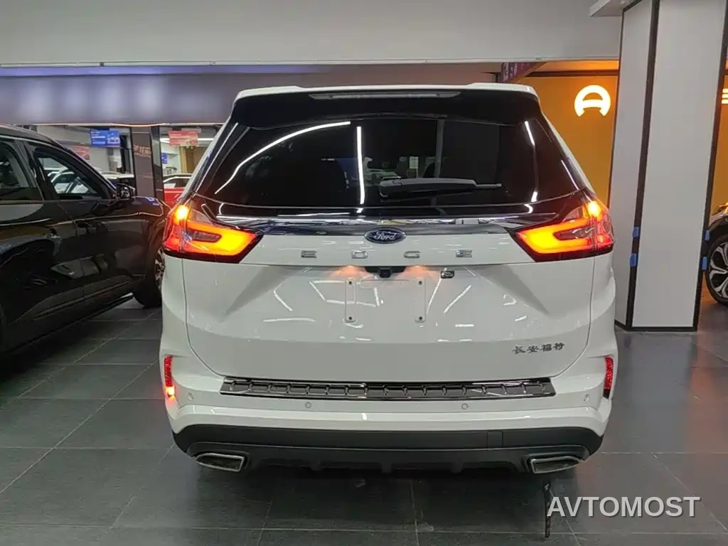 Ford Edge 2021 PLUS EcoBoost 245 AWD ST-Line 7-seater — фото 3