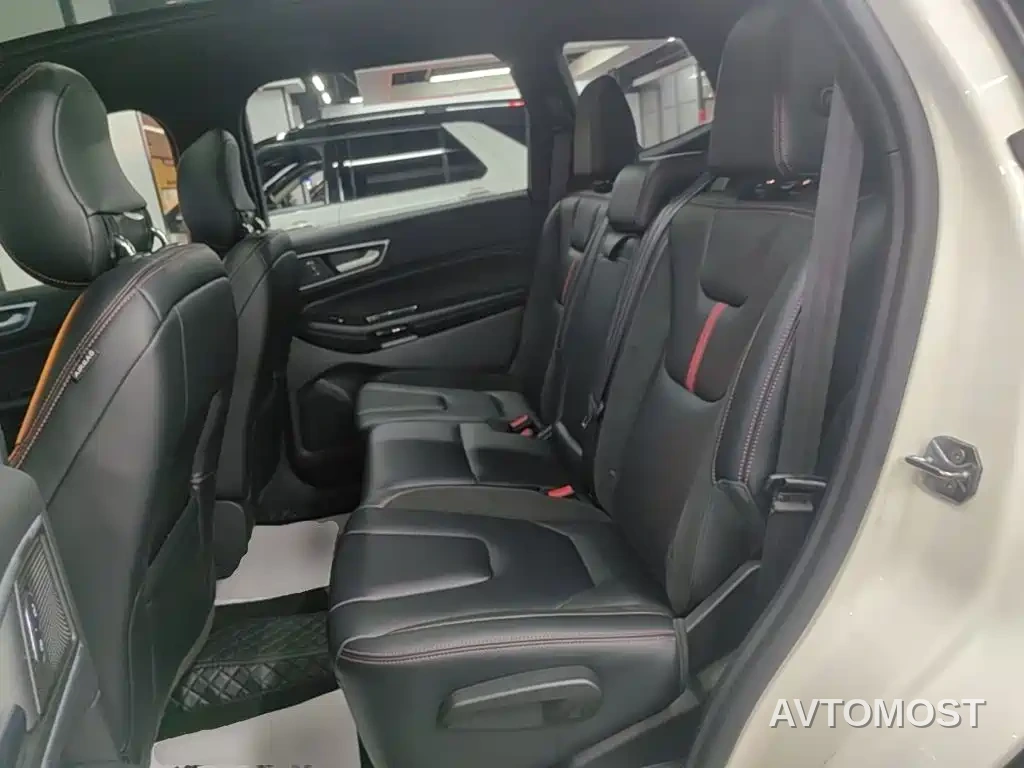 Ford Edge 2021 PLUS EcoBoost 245 AWD ST-Line 7-seater — фото 13
