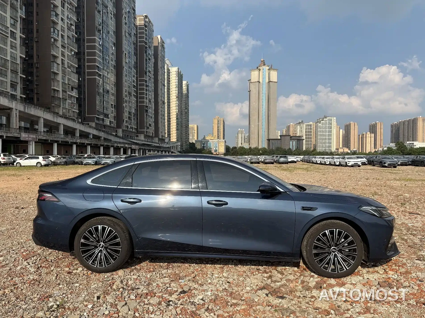 Geely Galaxy A7 2025 EM-i 70km Explorer Edition — фото 2