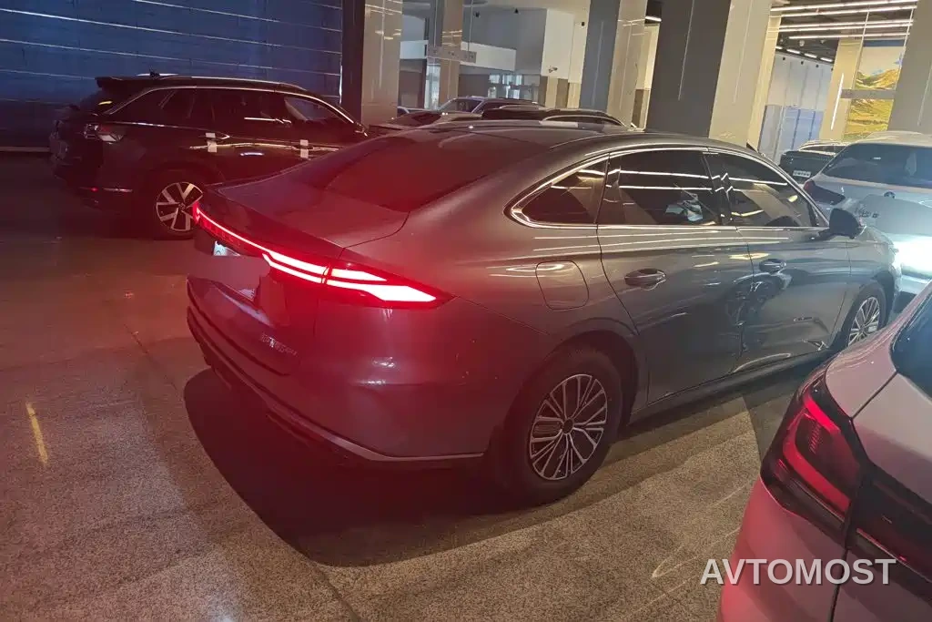 Geely Galaxy Stellar 6 2025 60km Voyager Edition — фото 3