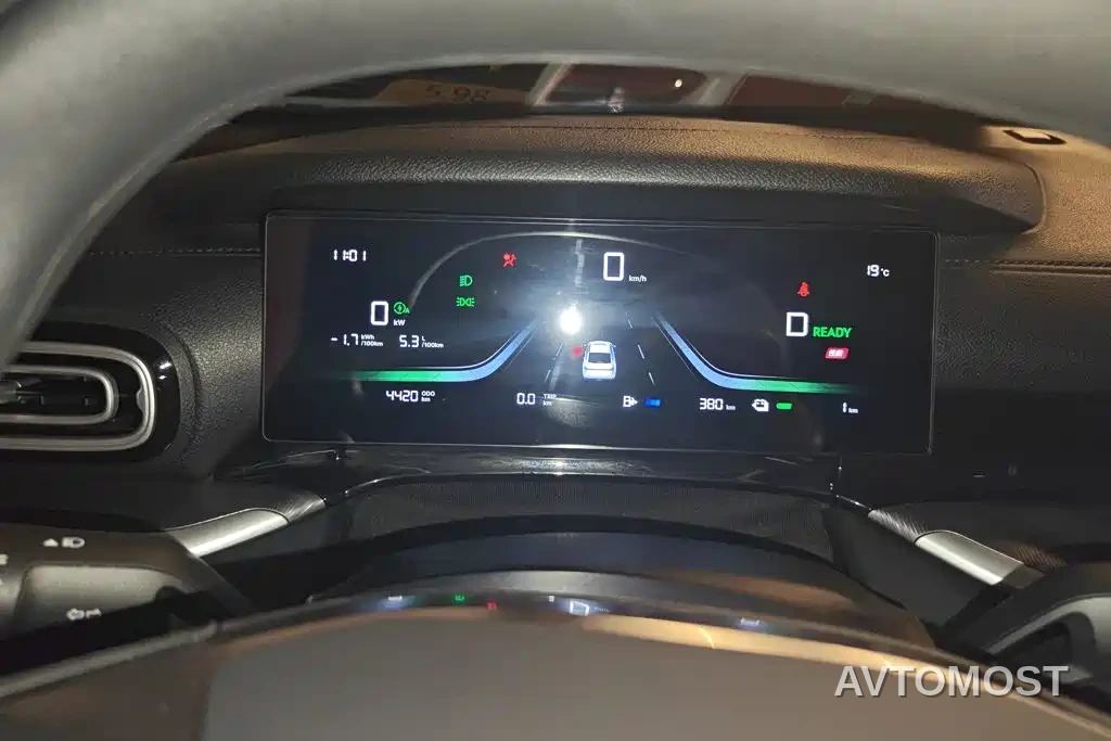 Geely Galaxy Stellar 6 2025 60km Voyager Edition — фото 14