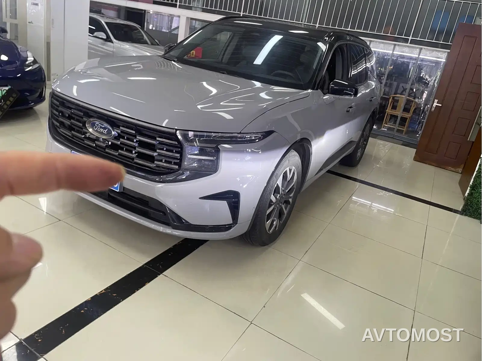 Ford Edge 2023 Edge L 2.0T EcoBoost 4WD 7-Seater Ultimate — фото 2