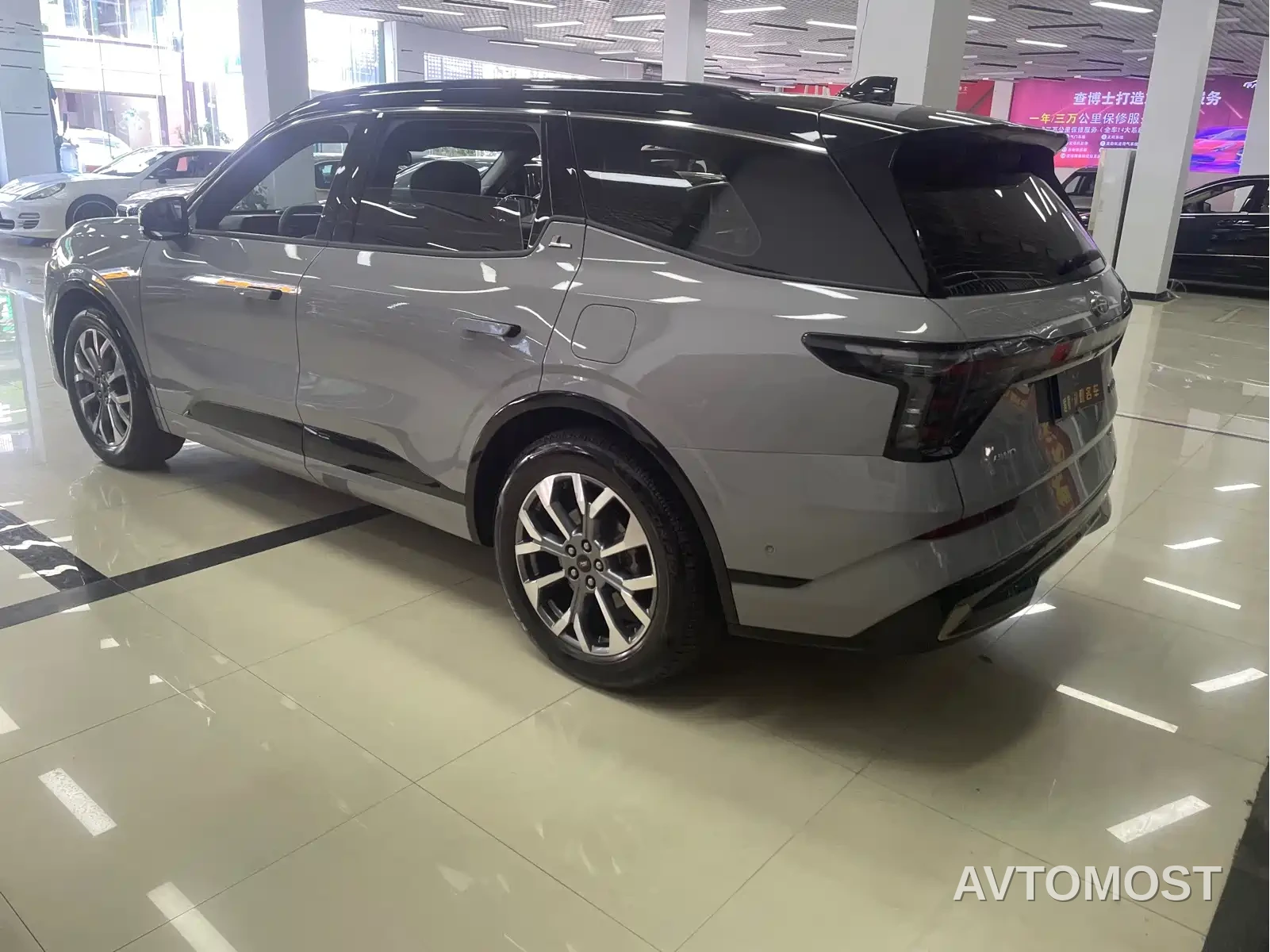 Ford Edge 2023 Edge L 2.0T EcoBoost 4WD 7-Seater Ultimate — фото 4