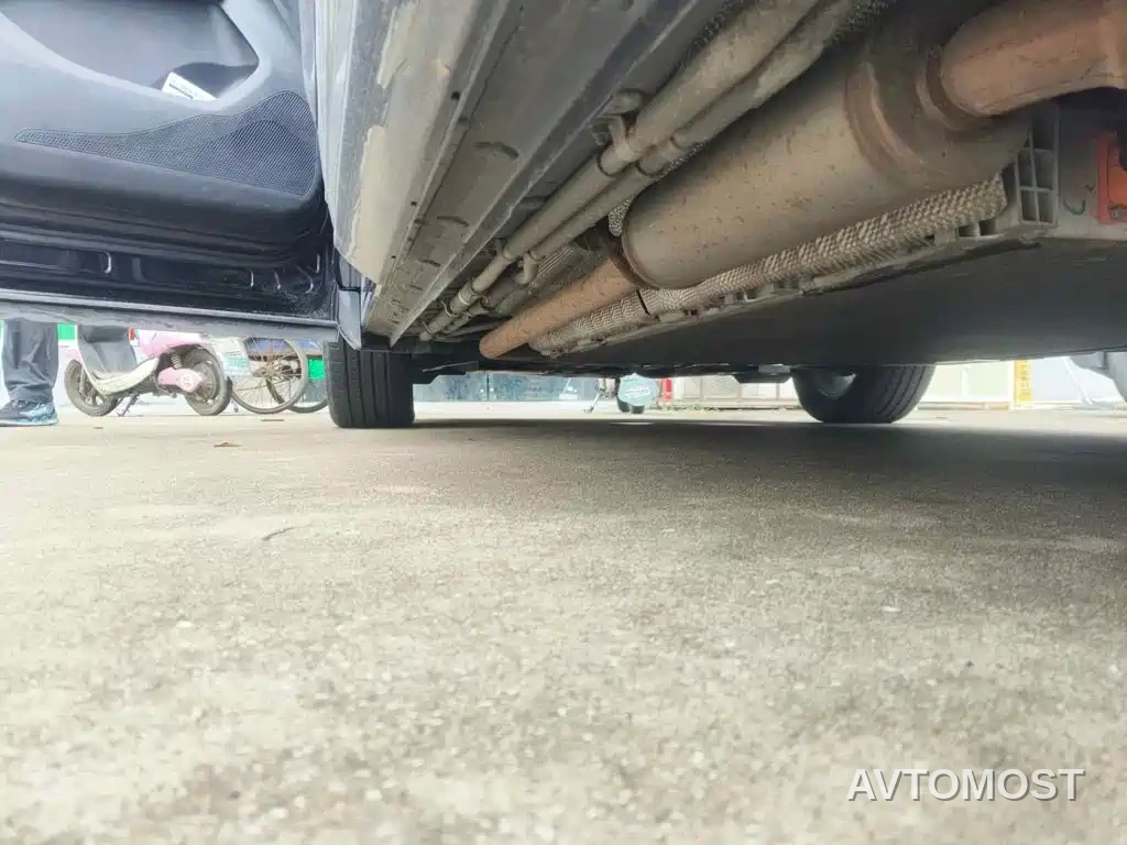 Dongfeng Fengxing Starlight V9 2026 Beyond Joy Series 200km Comfort — фото 7