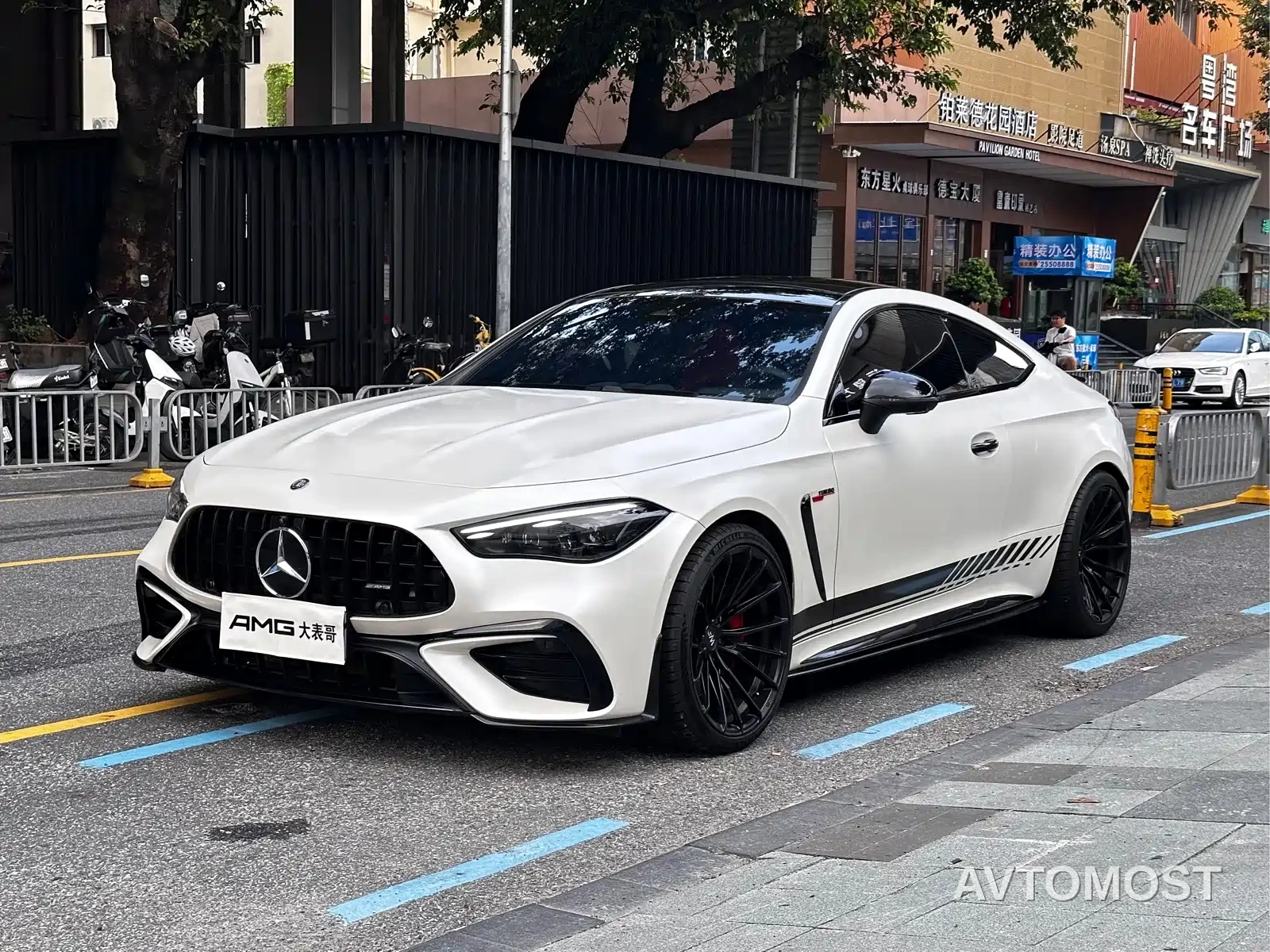 Mercedes-Benz Mercedes-AMG CLE 2024 AMG CLE 53 4MATIC+ Coupe — фото 1