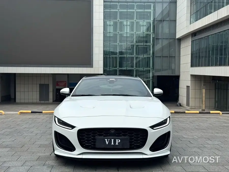 Jaguar F-TYPE 2024 P300 75th Anniversary Collector's Hardtop Edition