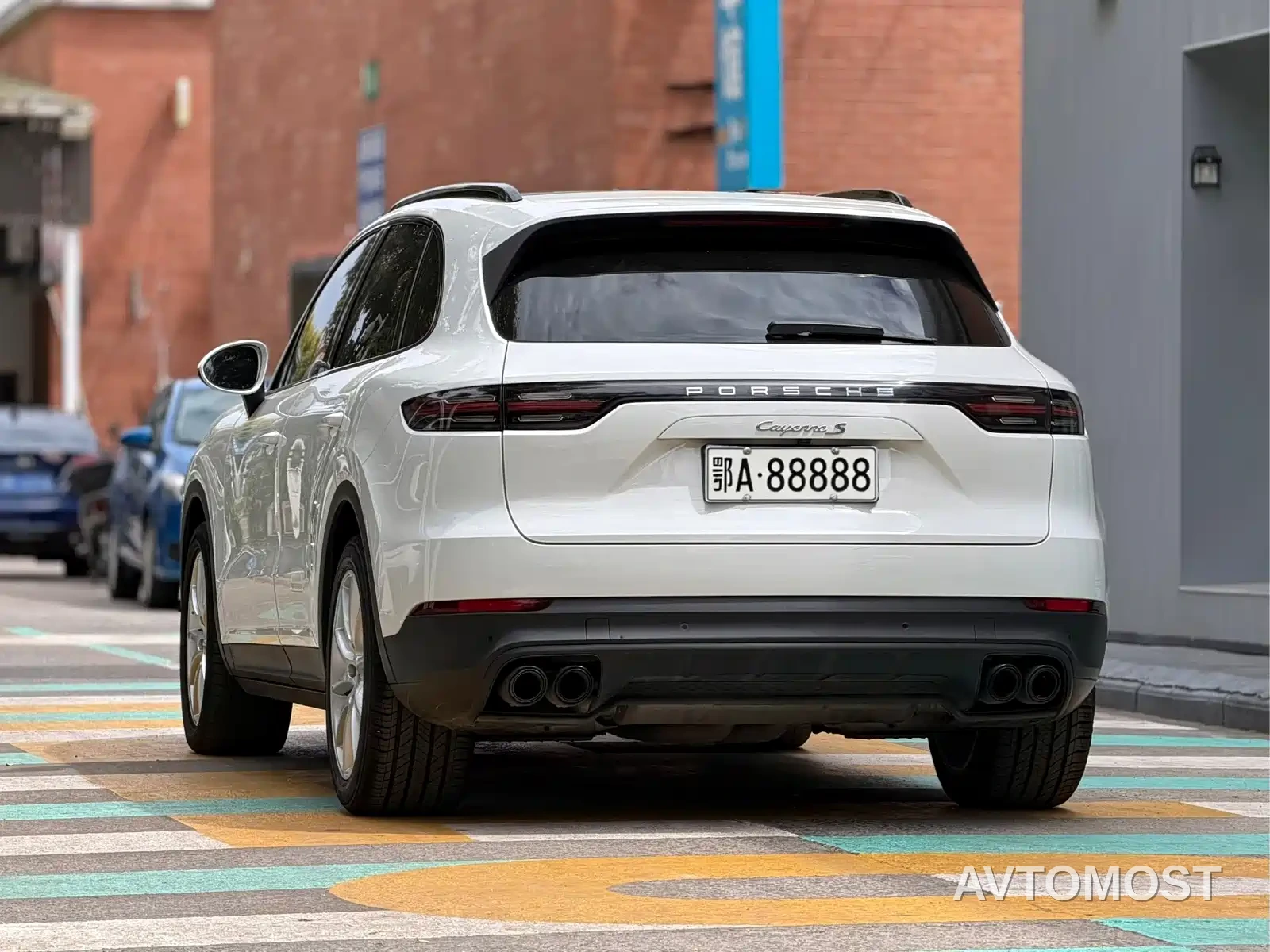 Porsche Cayenne 2022 Cayenne 3.0T Platinum Edition — фото 4