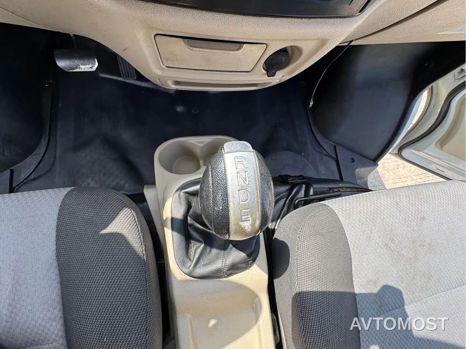 Changan Ruixing EM80 2022 Flat Roof Tailgate 2-seater 60kW 41.86kWh — фото 12